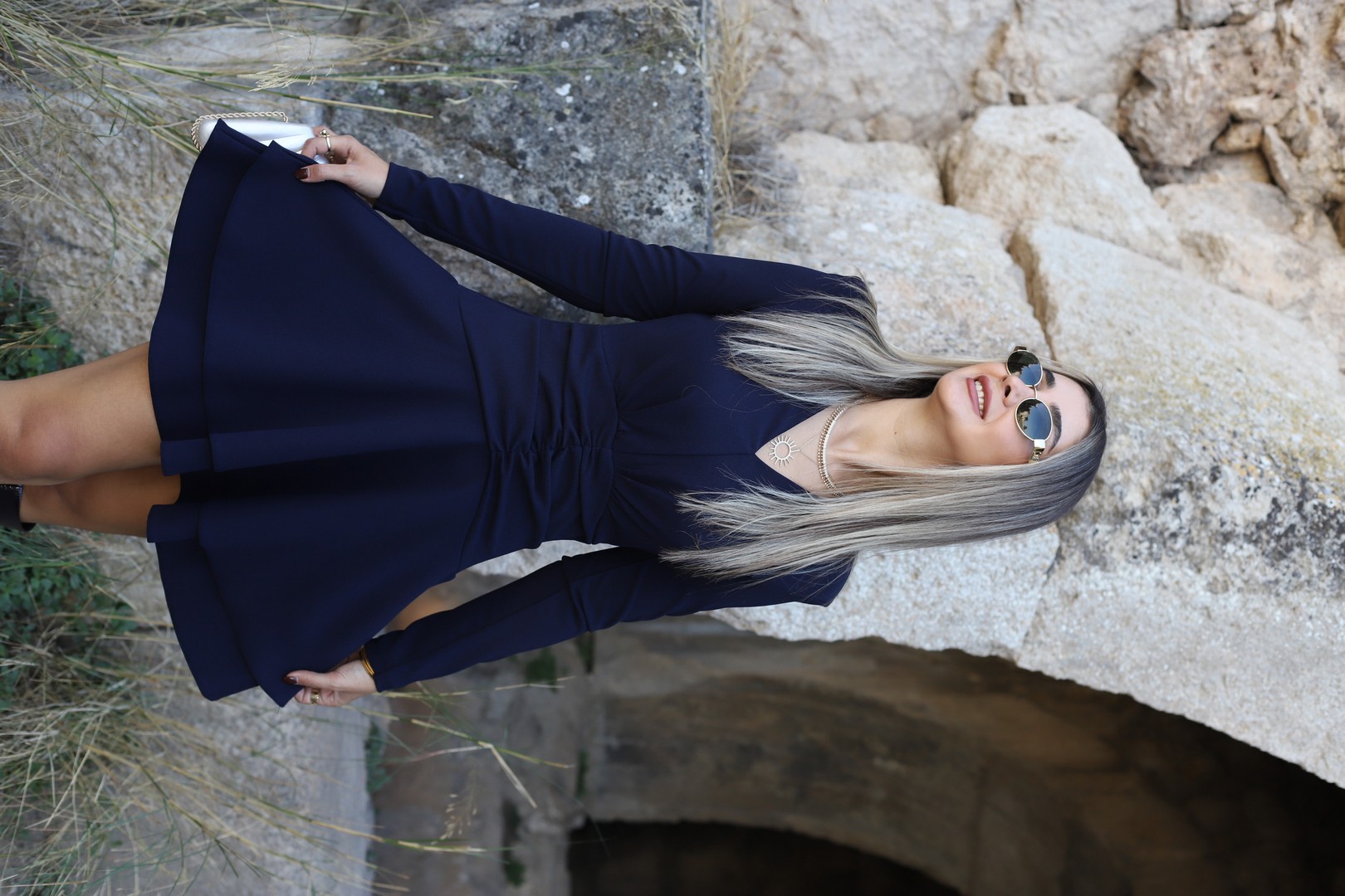 Lacivert V Yaka Uzun Kollu Kloş Elbise