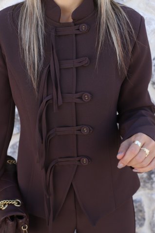 Acı Kahve Düğme Detaylı Kısa Blazer