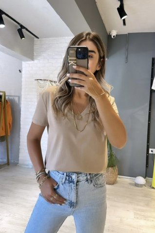 Bej V Yaka Basic Tshirt