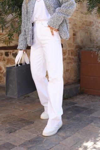 Beyaz Bol Paça Kesik Jean