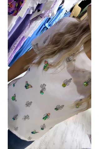 Beyaz Küçük Kaktüs Detay Tshirt