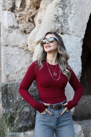 Bordo Kolu Yırtmaçlı Bluz