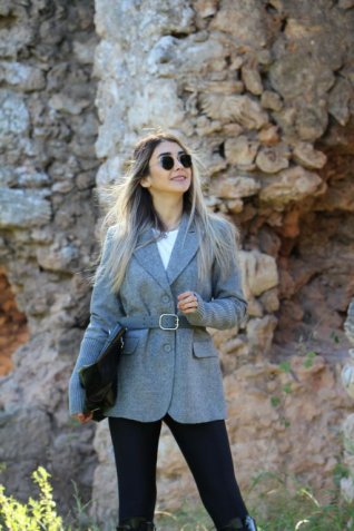 Gri Kemer Detay Blazer Ceket