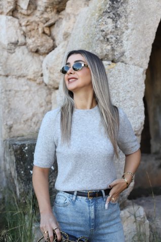 Gri Standart Beden Pullu Simli Triko Kazak