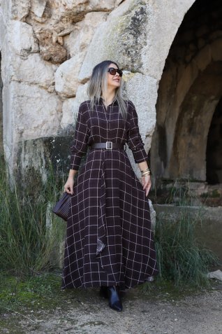 Kahverengi Gömlek Yaka Kareli Kemerli Elbise