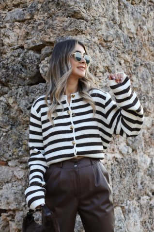 Kemik-Kahverengi Çizgili Vatkalı Hırka