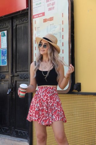 Kırmızı Desenli Şort Etek