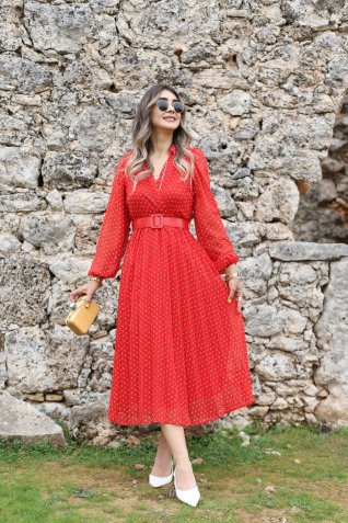 Kırmızı Polo Yaka Puantiyeli Şifon Elbise