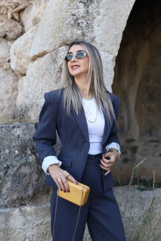 Lacivert Belden Oturtmalı Kol Detay Blazer