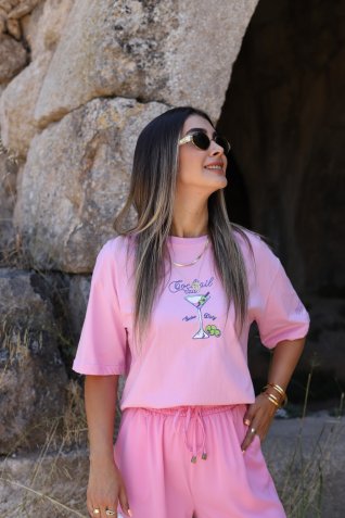Pembe Bardak Baskılı Tshirt