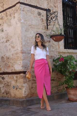 Pembe Kurdele Detay Etek