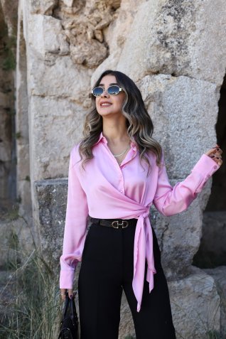Pembe Saten Bağlamalı Crop Gömlek