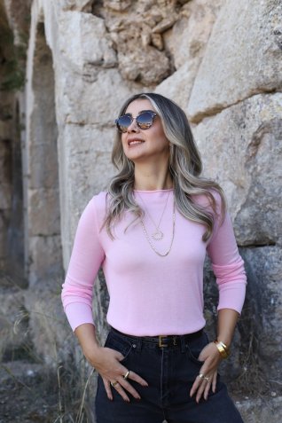 Pembe Standart Beden Dik Yaka İnce Triko