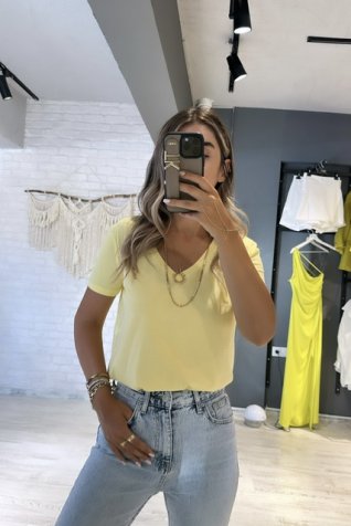 Sarı V Yaka Basic Tshirt