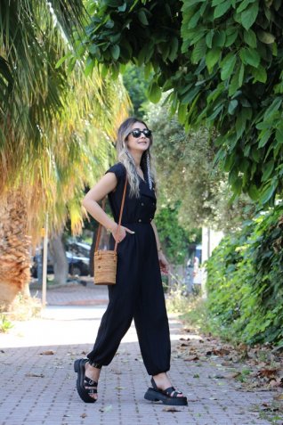 Siyah Çıt Çıt Detay Tulum