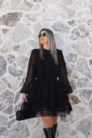 Siyah Etek Ucu Dantelli Şifon Elbise