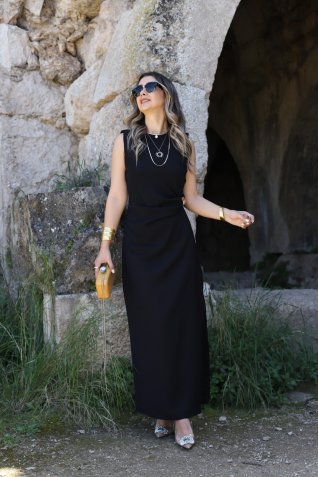 Siyah Gold Tokalı Yan Yırtmaç Detay Elbise