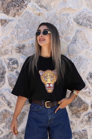 Siyah Leopar Nakışlı Tshirt