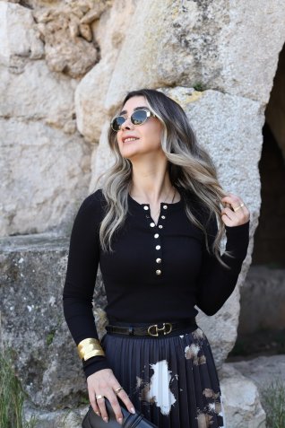 Siyah Patlı Düğmeli Bluz