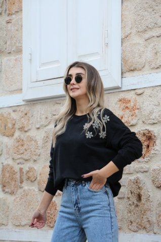 Siyah Taş Detay Sweat