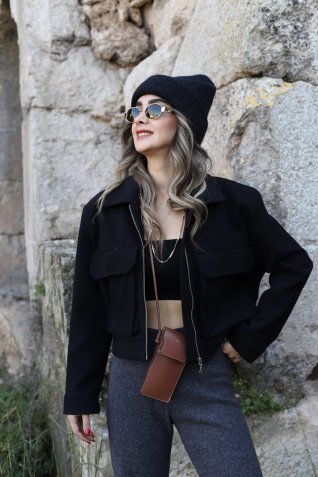 Siyah Torba Cep Kısa Ceket